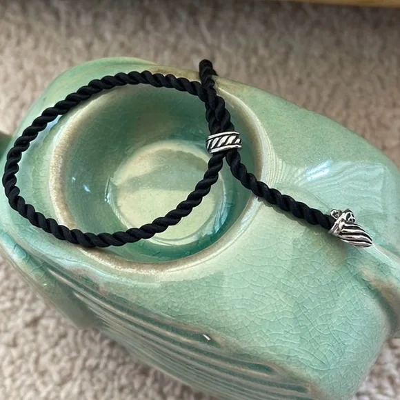 Authentic David Yurman Rob Adjustable Black Silver Bracelet Jewelry NWOT - Picture 1 of 5